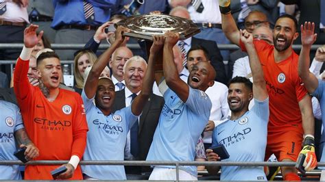 Sublime Manchester City sweep Chelsea aside to lift Community .